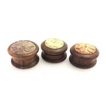 Moksha 2" Sheesham wood herb grinder with leaf engraving