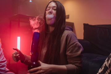 From Bongs to Weed Crushers online How to Enhance Your Cannabis Experience?