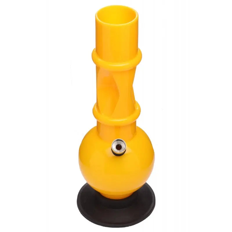 detachable metal bowl and downstem close-up